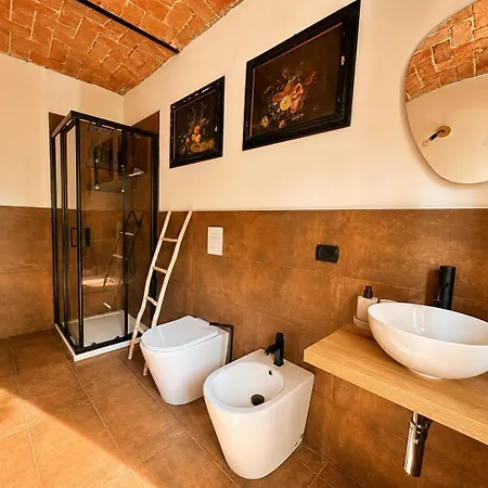 Hébergement de vacances Country Loft Colle Miroteo Monforte dʼAlba
